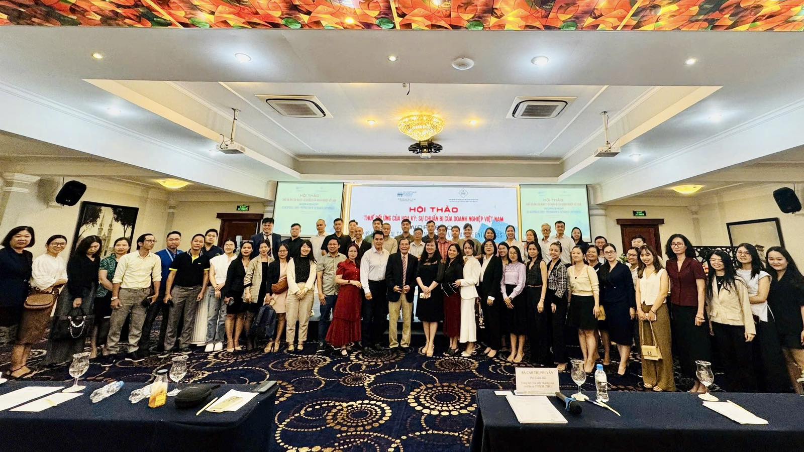 Đại diện các doanh nghiệp Việt cùng tham gia hội thảo về thuế đối ứng Hoa Kỳ tại TP.HCM.